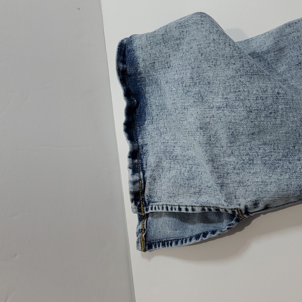 Girls Size 10 High Rise Jeans Butterfly Embroidered Light Blue Jeans Snap Front - Picture 11 of 12